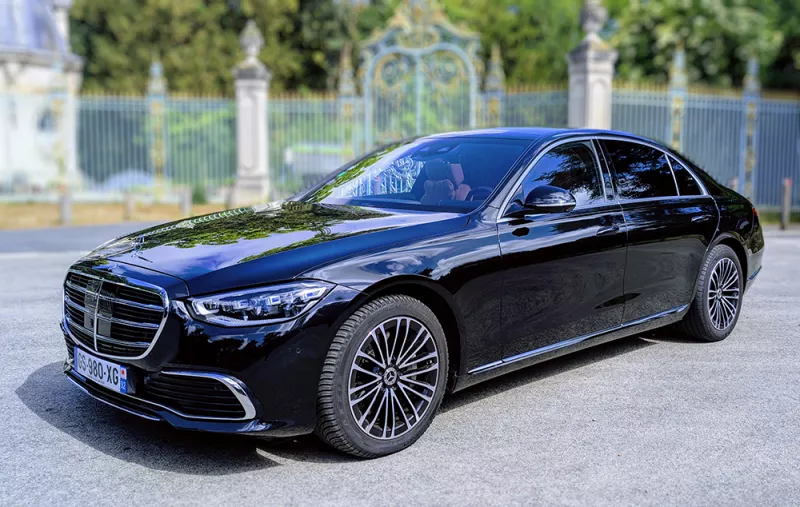 Mercedes Classe S 450 Long de location chez Vendôme Plaza à Boulogne-Billancourt