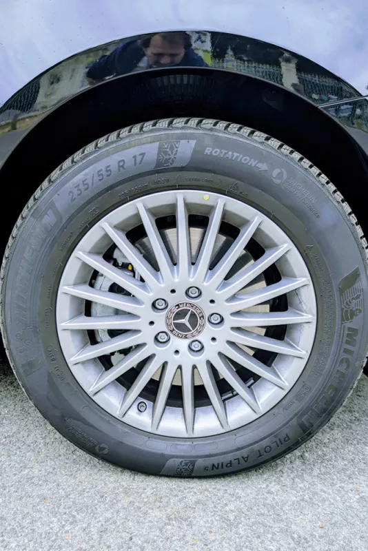 Mercedes Classe V 300 XL de location chez Vendôme Plaza à Boulogne-Billancourt