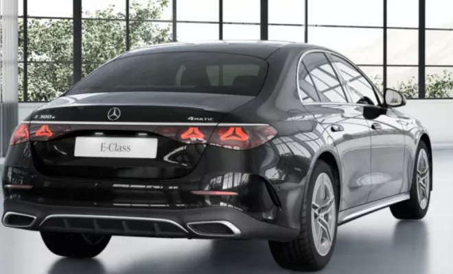 Mercedes E 300e de location chez Vendôme Plaza à Boulogne-Billancourt